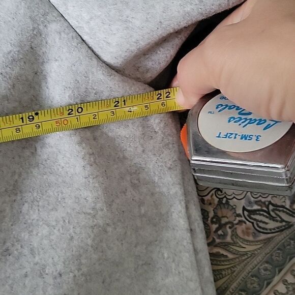 Trenchcoat - Picture 7 of 13